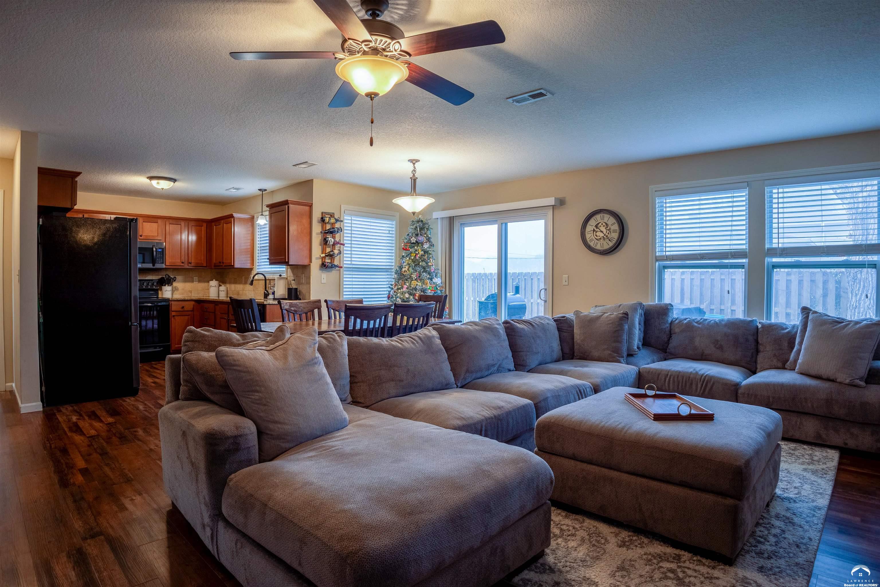 804 West 30th Street Lawrence, KS 66046 - Photo 5 of 28