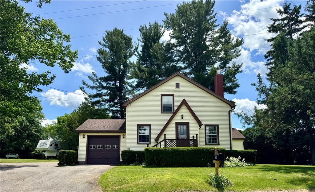 268 Holyoke Road Butler, PA 16001 - Photo 2 of 43