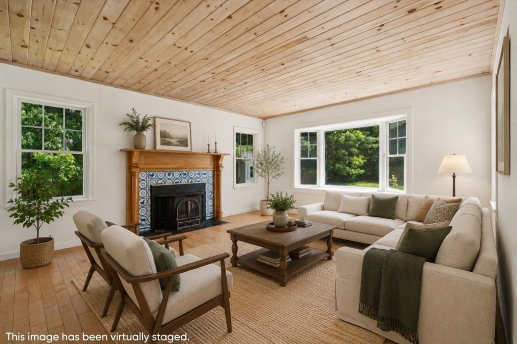 23 Crystal Spring Road Mattapoisett, MA 02739 - Photo 11 of 25 Gallery Image 11