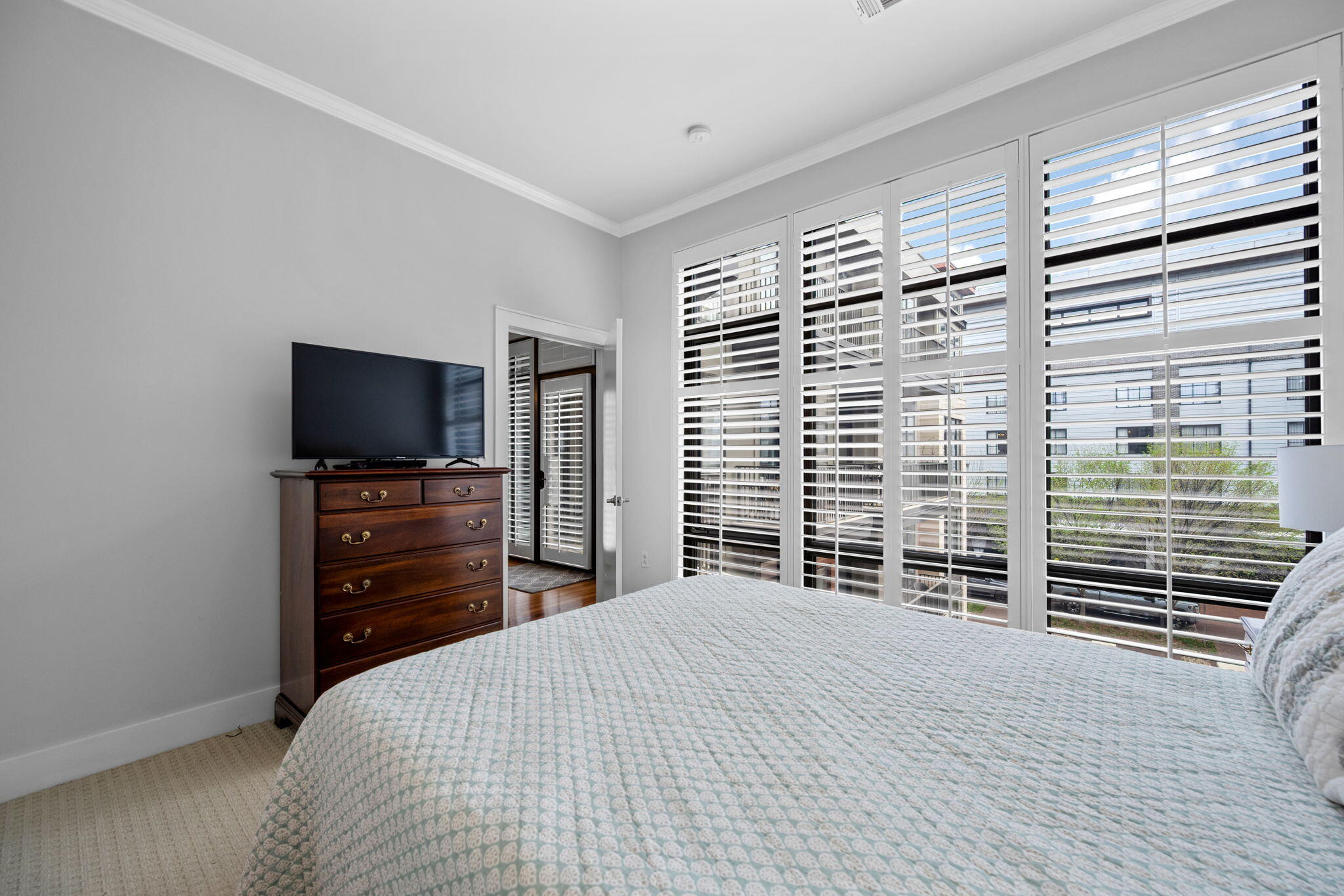 129 Walnut Street, Unit 303 Chattanooga, TN 37403 - Photo 15 of 37 129 Walnut Street, Unit 303