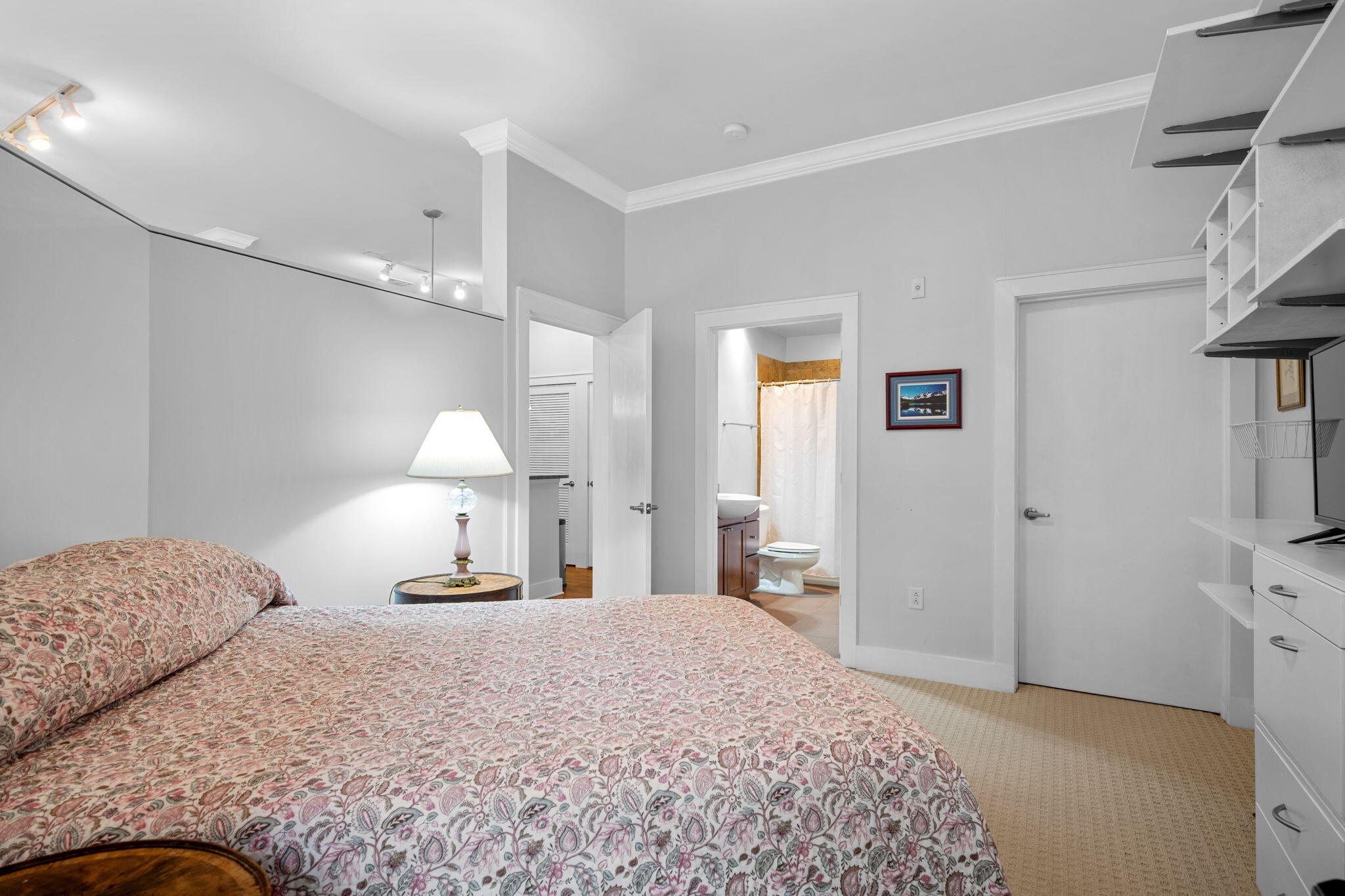 129 Walnut Street, Unit 303 Chattanooga, TN 37403 - Photo 19 of 37 129 Walnut Street, Unit 303