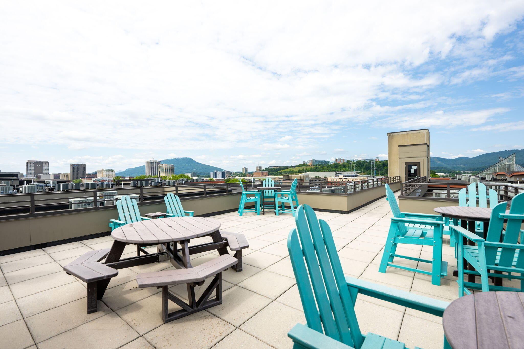 129 Walnut Street, Unit 303 Chattanooga, TN 37403 - Photo 28 of 37 129 Walnut Street