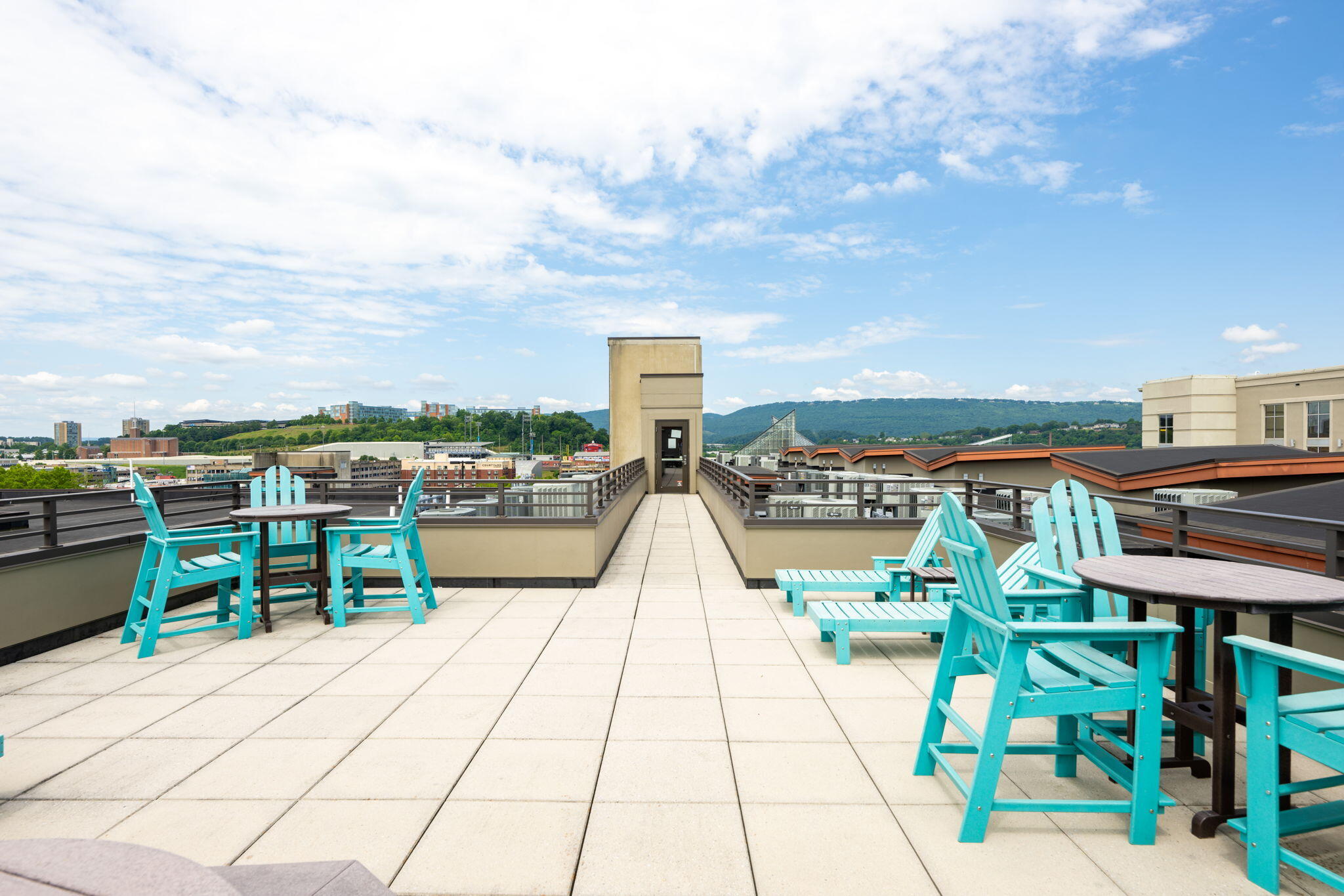 129 Walnut Street, Unit 303 Chattanooga, TN 37403 - Photo 31 of 37 129 Walnut Street