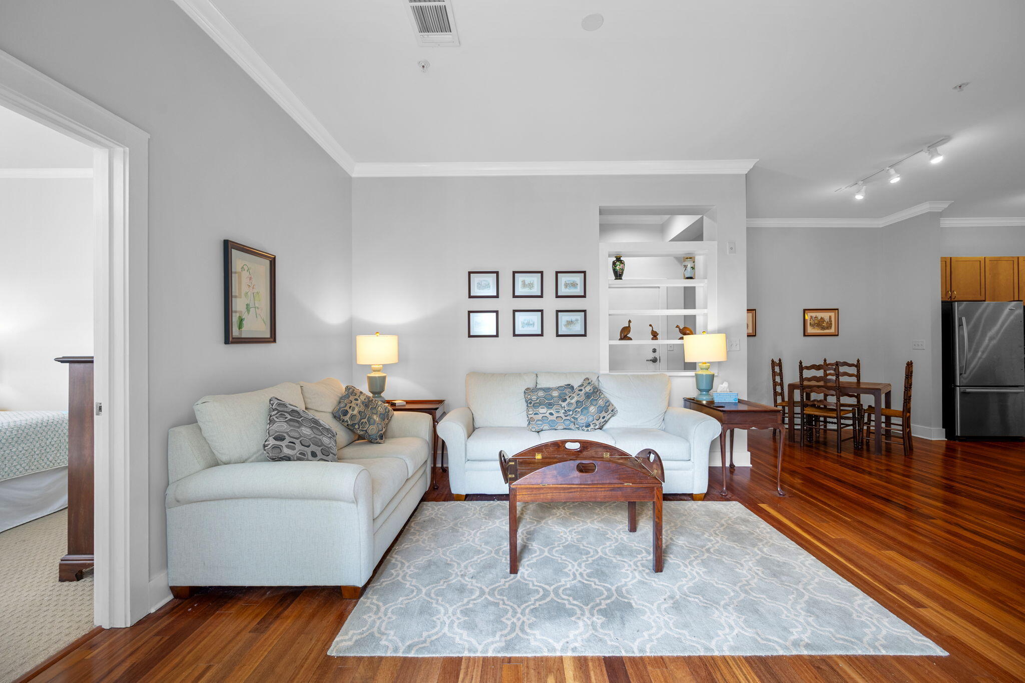 129 Walnut Street, Unit 303 Chattanooga, TN 37403 - Photo 5 of 37 129 Walnut Street, Unit 303