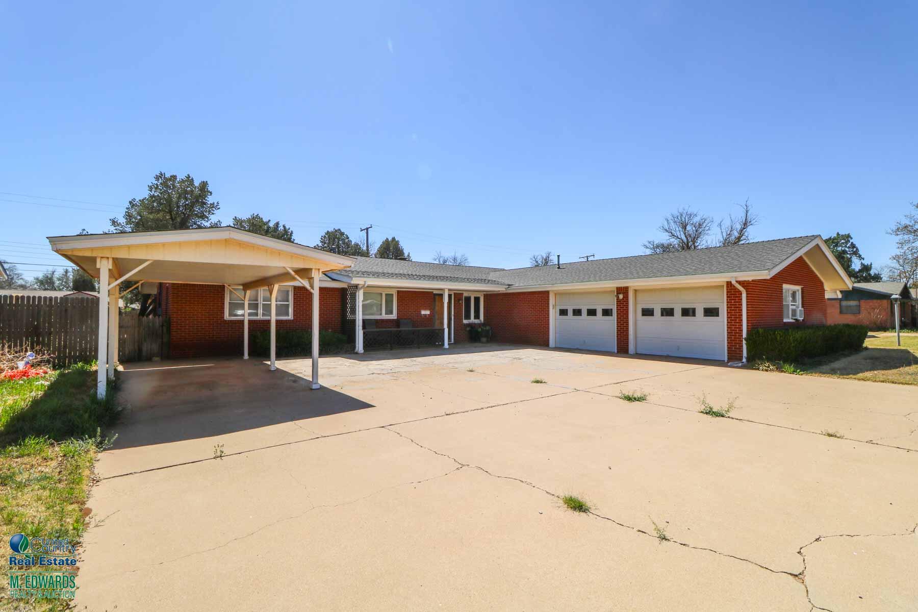 312 East 18th Street Littlefield, TX 79339 - Photo 2 of 14 Front 2