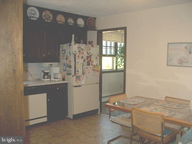 268 Akron Road Ephrata, PA 17522 - Photo 4 of 14 Gallery Image 4