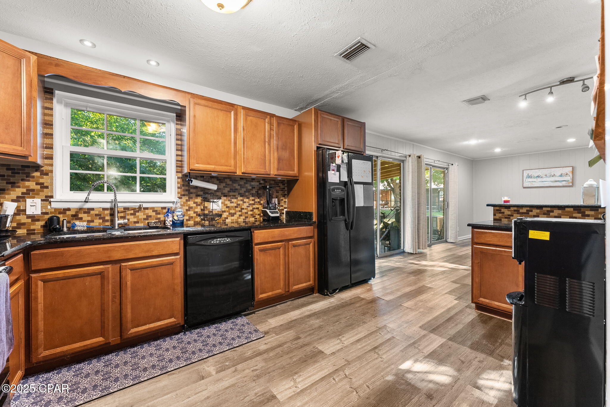 1236 Amherst Road Panama City, FL 32405 - Photo 3 of 28