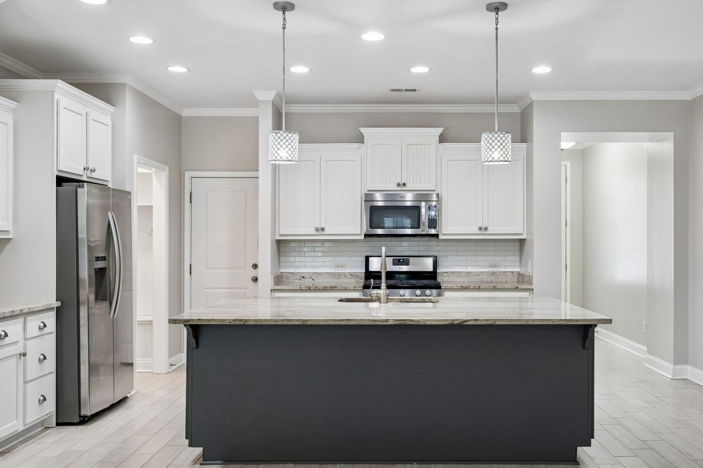 2069 Kings Gate Lane Mount Pleasant, SC 29466 - Photo 6 of 33