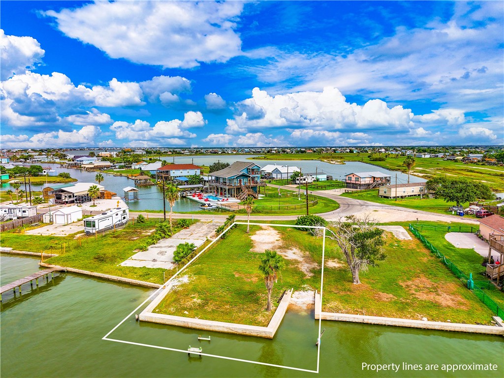 604 Copano Cove Road Rockport, TX 78382 - Photo 5 of 15 Gallery Image 5