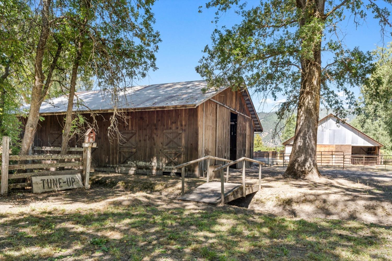 24800 Mendocino Pass Road Covelo, CA 95428 - Photo 20 of 57