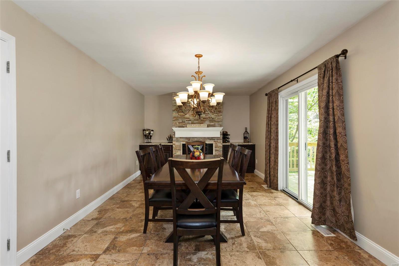 14 Roland Lane St. Peters, MO 63376 - Photo 6 of 19 Gallery Image 6