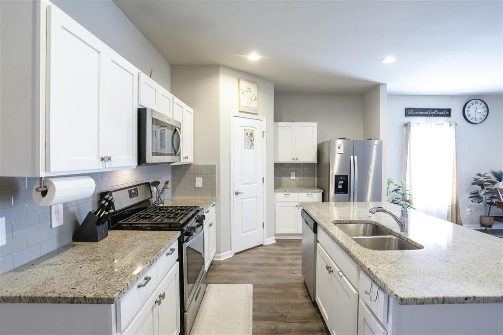 2203 South Savannah Lakes Lake Charles, LA 70607 - Photo 5 of 27