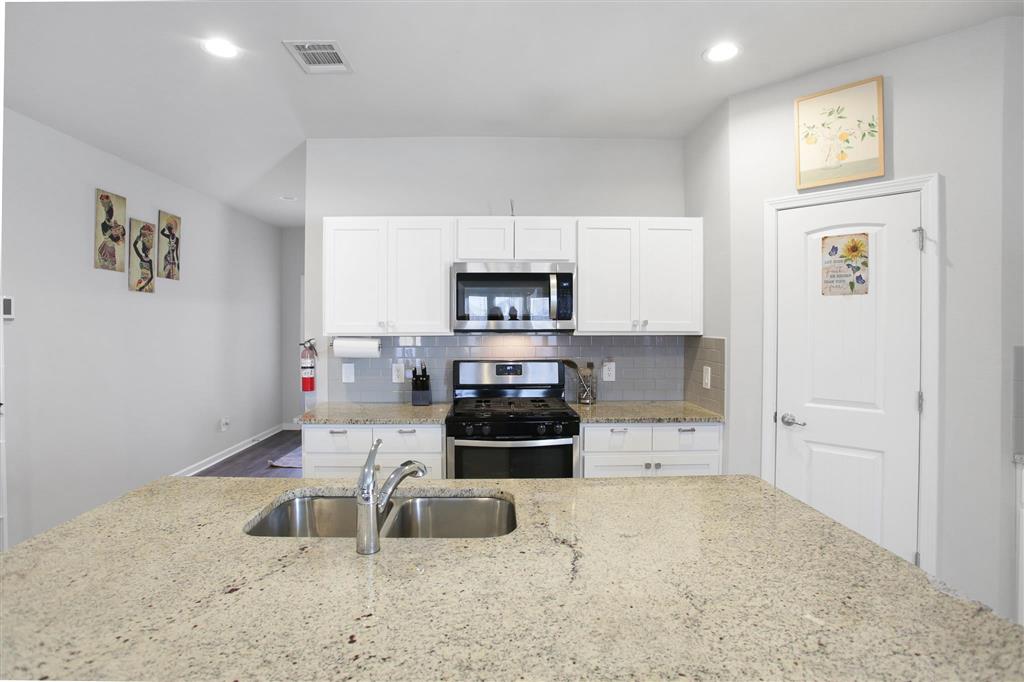 2203 South Savannah Lakes Lake Charles, LA 70607 - Photo 6 of 27