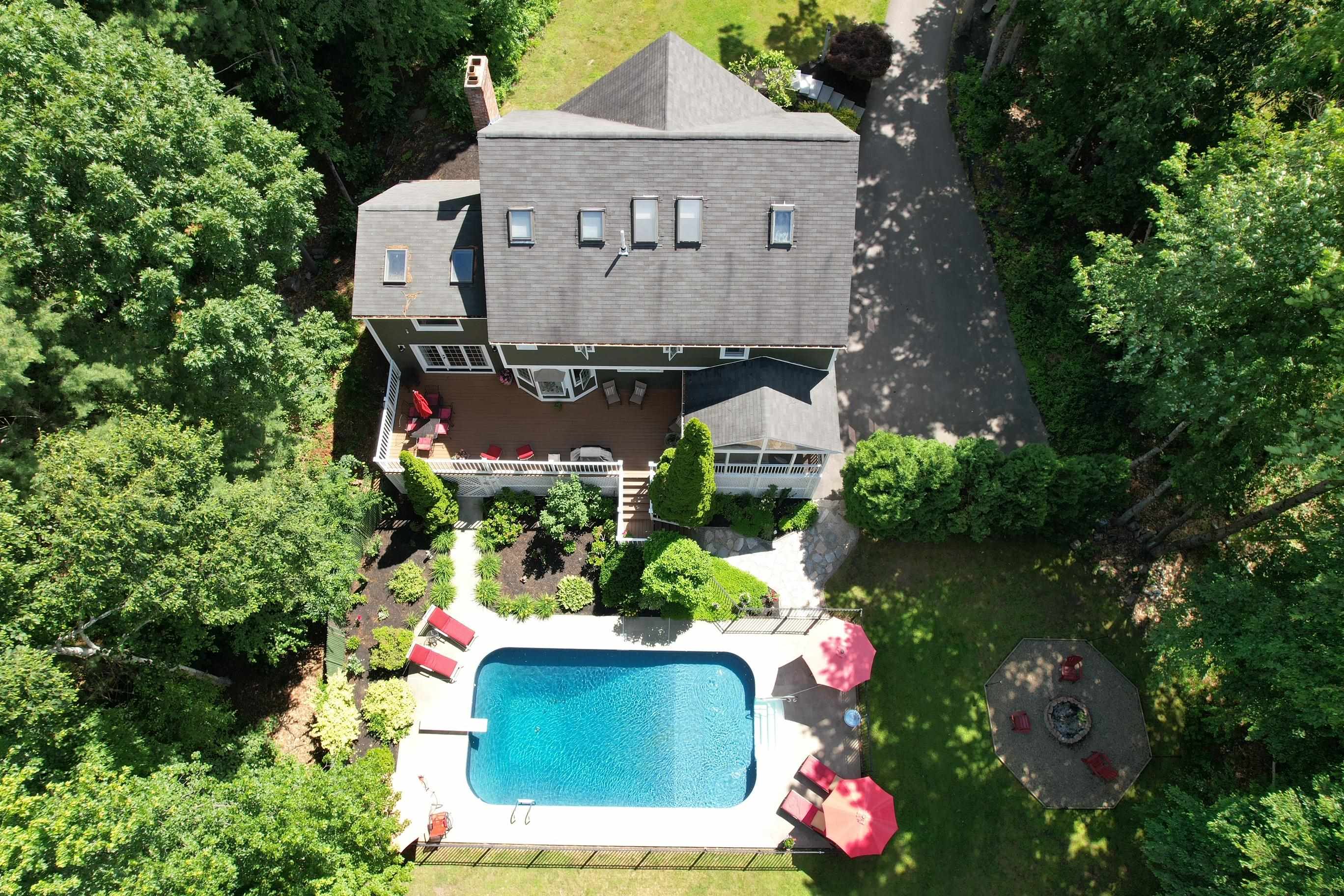 8 Coventry Lane Derry, NH 03038 - Photo 55 of 60