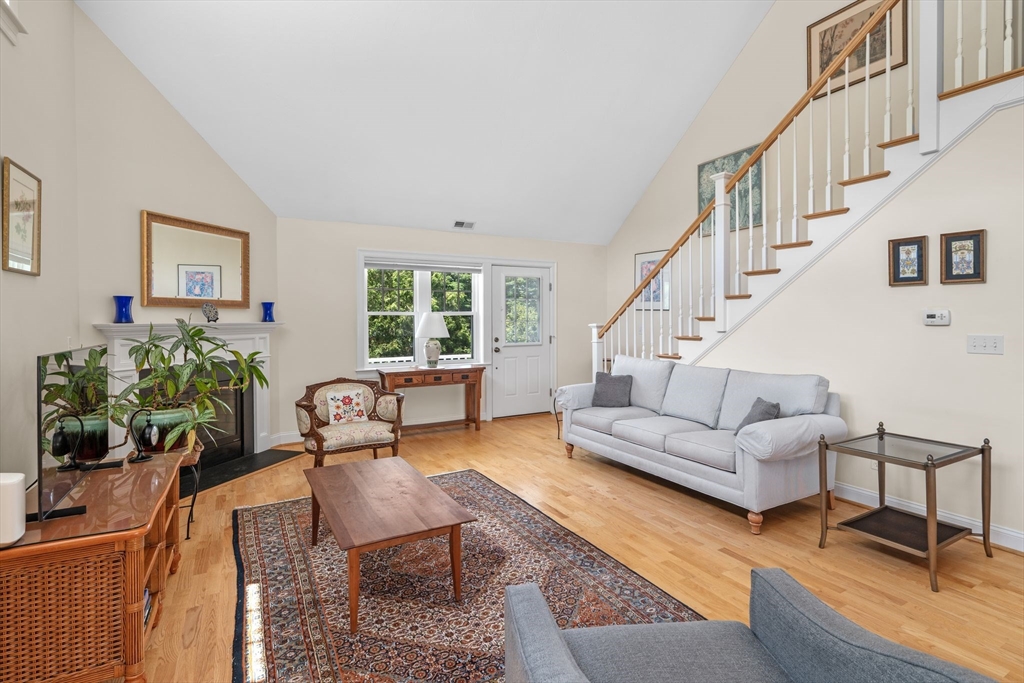 6 Essex Road, Unit 15 Ipswich, MA 01938 - Photo 8 of 40