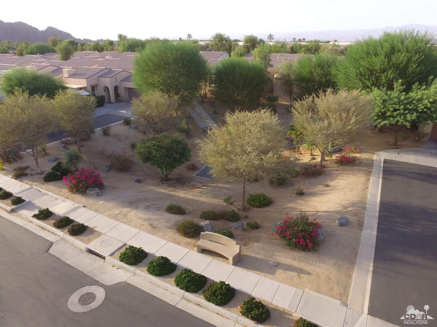 47848 Dancing Butterfly La Quinta, CA 92253 - Photo 32 of 36 a view of outdoor space and yard