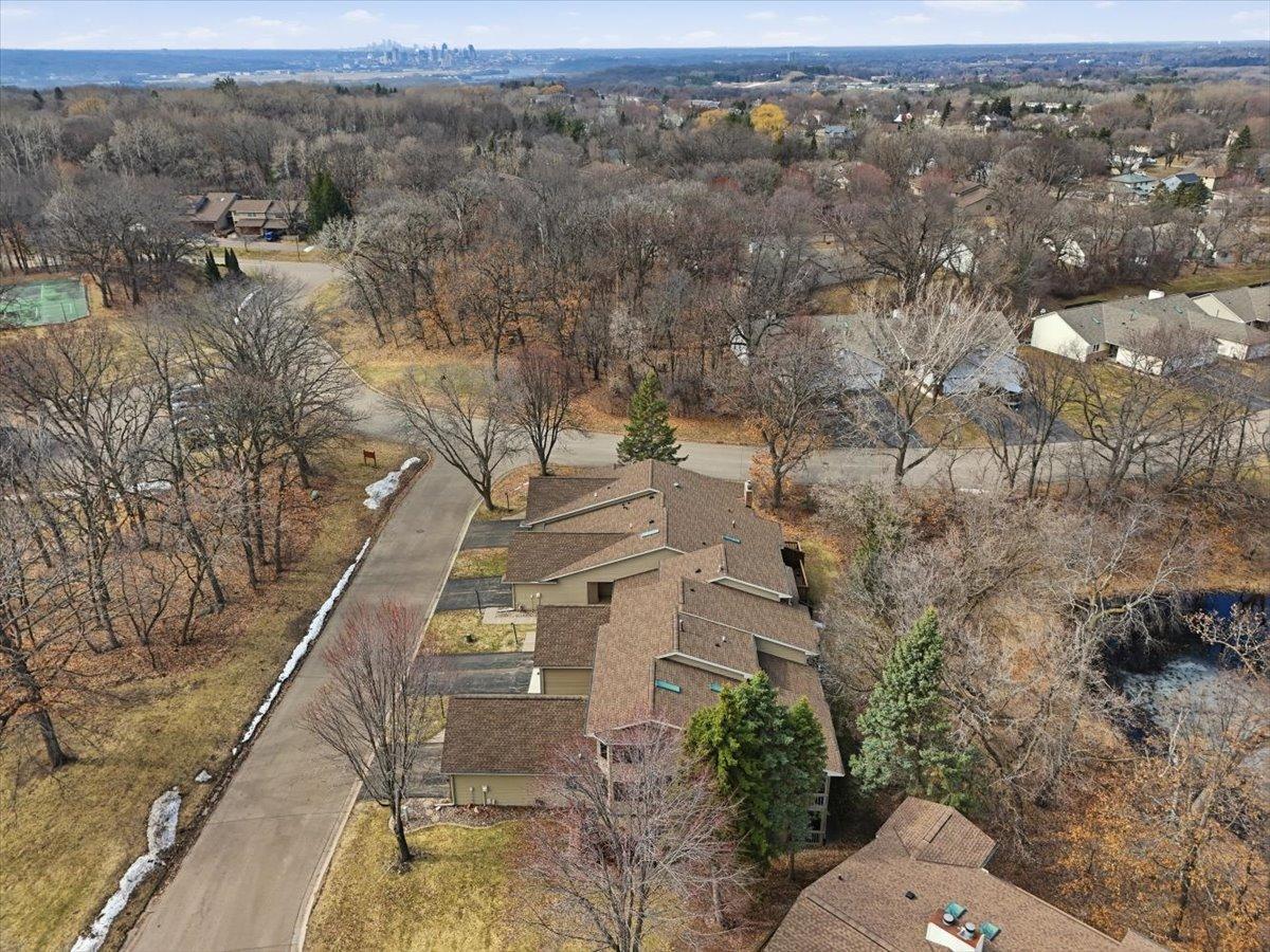 561 Deer Ridge Lane South Maplewood, MN 55119 - Photo 47 of 60