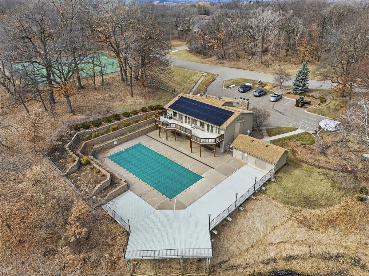 561 Deer Ridge Lane South Maplewood, MN 55119 - Photo 48 of 60
