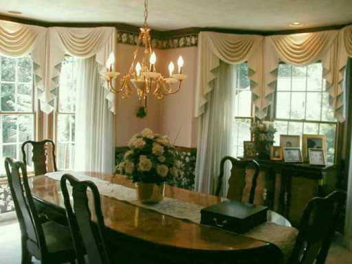 302 Baker School Road Trafford, PA 15085 - Photo 3 of 8 Gallery Image 3