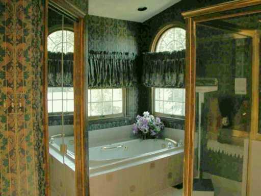 302 Baker School Road Trafford, PA 15085 - Photo 7 of 8 Gallery Image 7