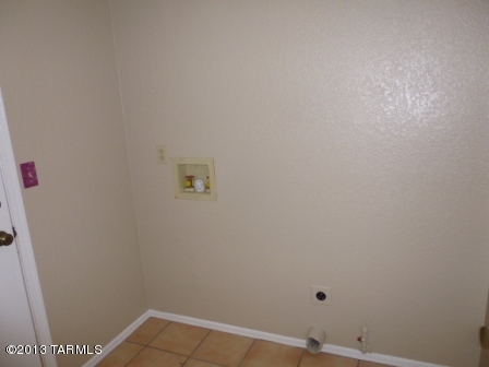 8776 North Maple Ridge Place Tucson, AZ 85743 - Photo 7 of 16 Gallery Image 7