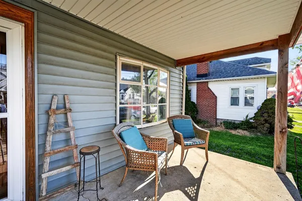 $309,900 | 77 Tebbs Avenue, Lawrenceburg, IN 47025