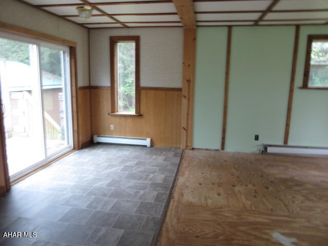507 Miller Road Ebensburg, PA 15931 - Photo 4 of 20