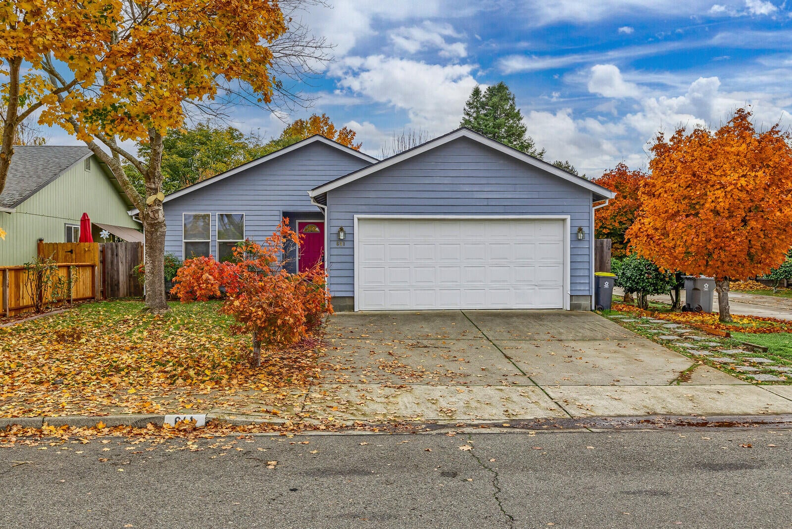 641 Southwest Balsam Road Grants Pass, OR 97526 - Photo 1 of 28 Home Profile!