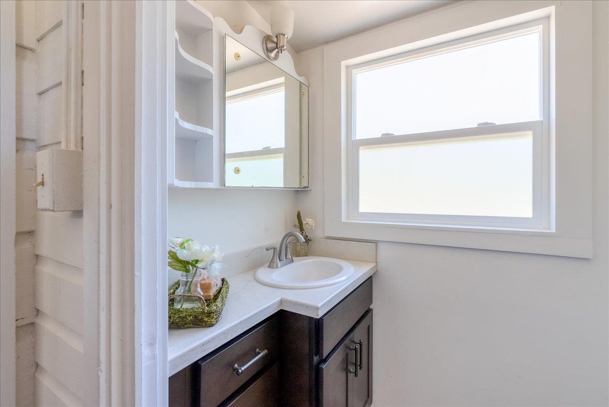 37124 Nason Road Carmel Valley, CA 93924 - Photo 8 of 19 Gallery Image 8