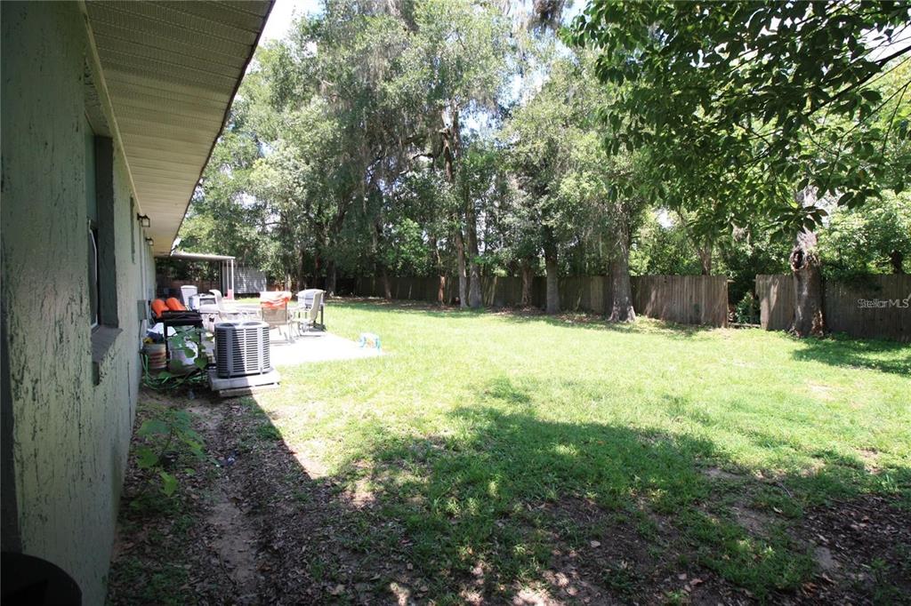 6101 Southeast Foss Road, Unit 1 Belleview, FL 34420 - Photo 4 of 5