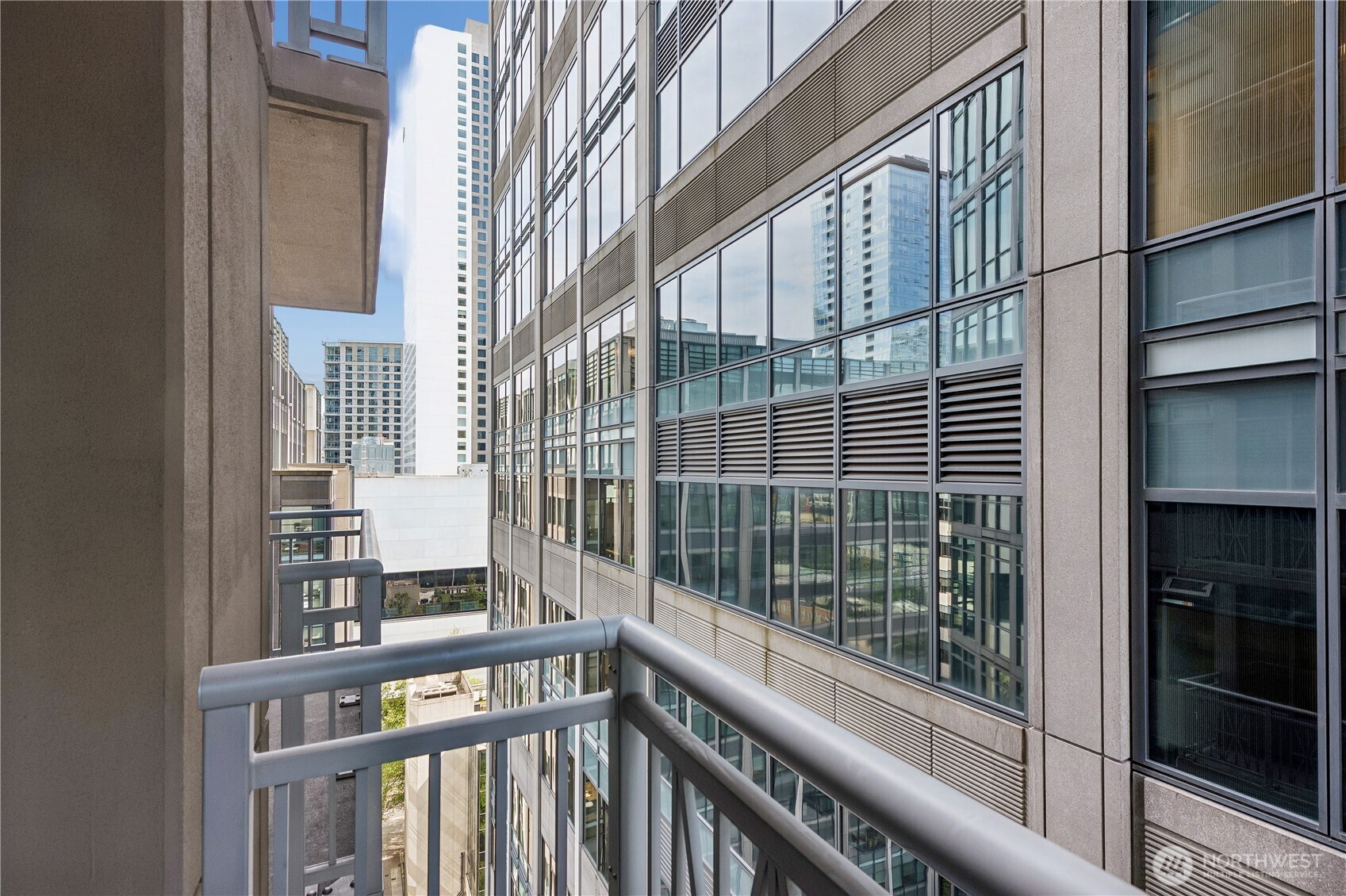 819 Virginia Street, Unit 2109 Seattle, WA 98101 - Photo 11 of 31