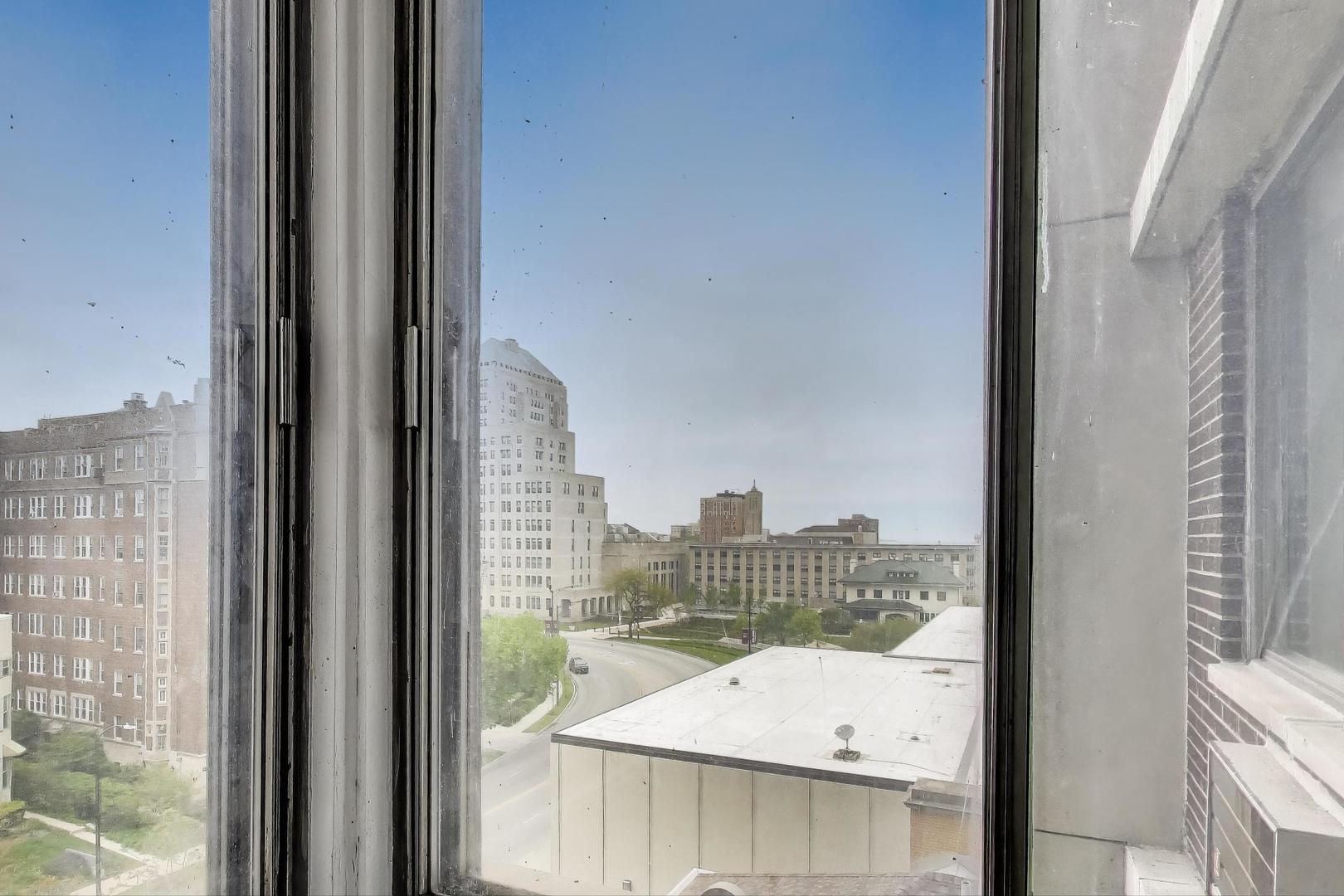 6325 North Sheridan Road, Unit 608 Chicago, IL 60660 - Photo 9 of 24 Gallery Image 9