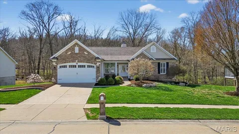 $509,900 | 146 Silverstone Circle, Byrnes Mill, MO 63051