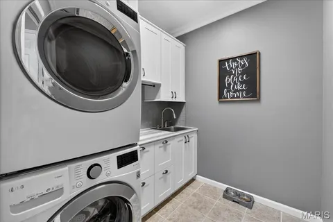 $509,900 | 146 Silverstone Circle, Byrnes Mill, MO 63051