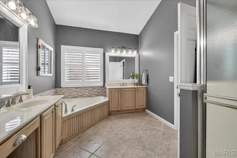 $509,900 | 146 Silverstone Circle, Byrnes Mill, MO 63051