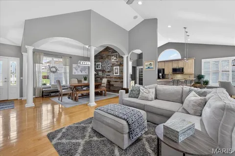 $509,900 | 146 Silverstone Circle, Byrnes Mill, MO 63051