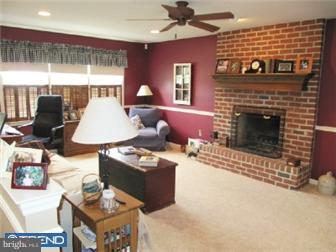 181 Sylvan Place Sinking Spring, PA 19608 - Photo 5 of 12 Family Room