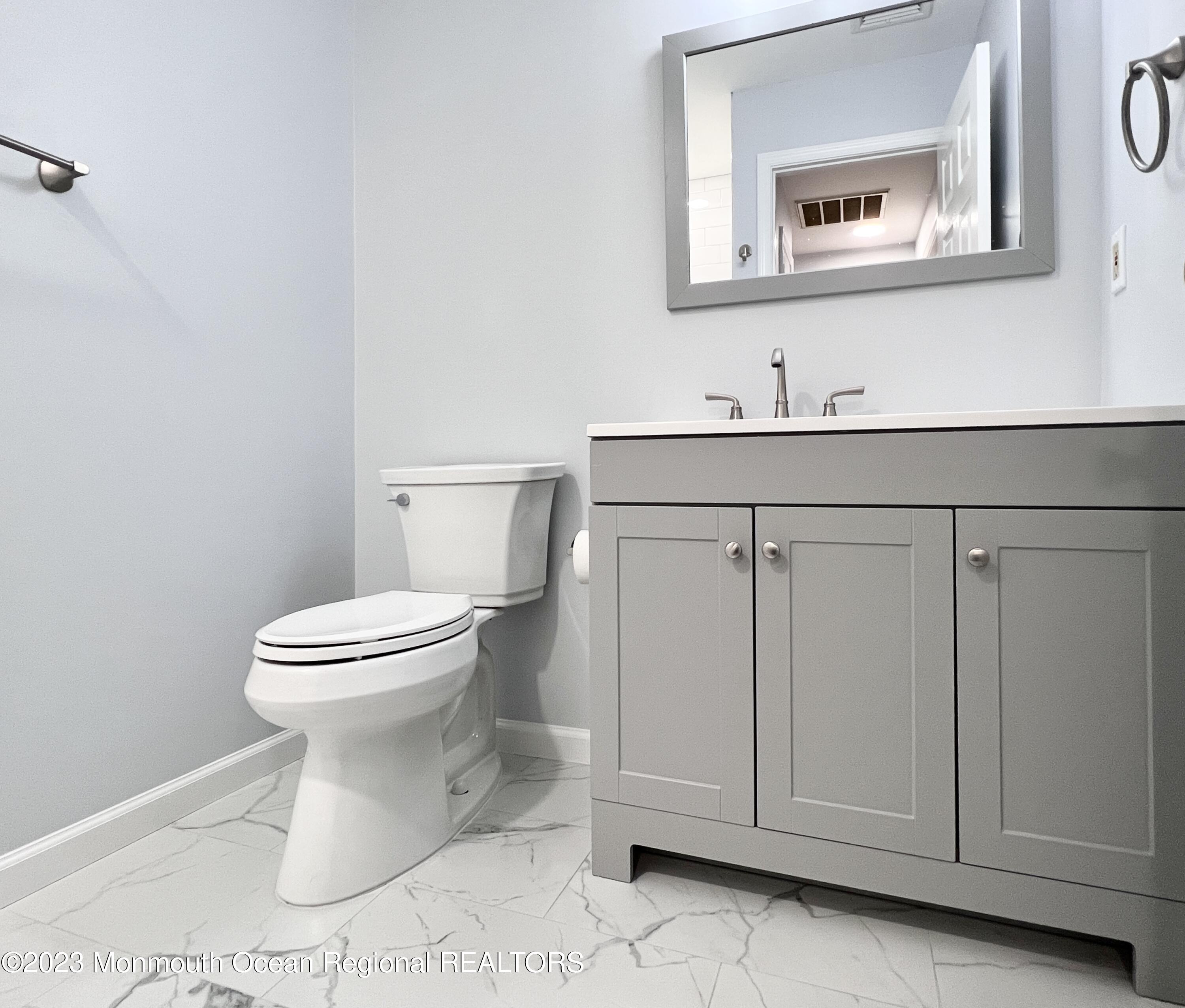 159 Tanglewood Place Morganville, NJ 07751 - Photo 24 of 29 2nd Bathroom