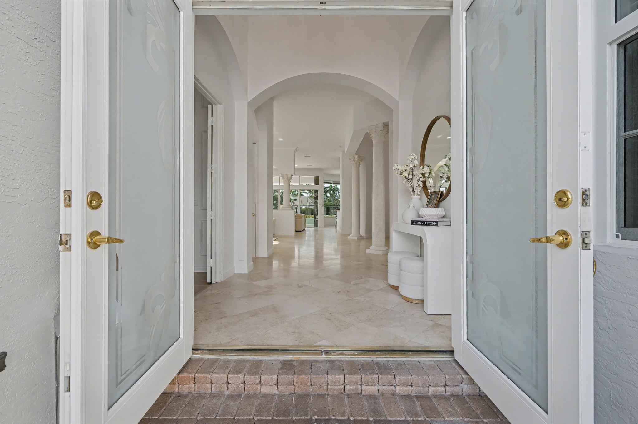 16331 Castello Court Delray Beach, FL 33484 - Photo 7 of 38 entery