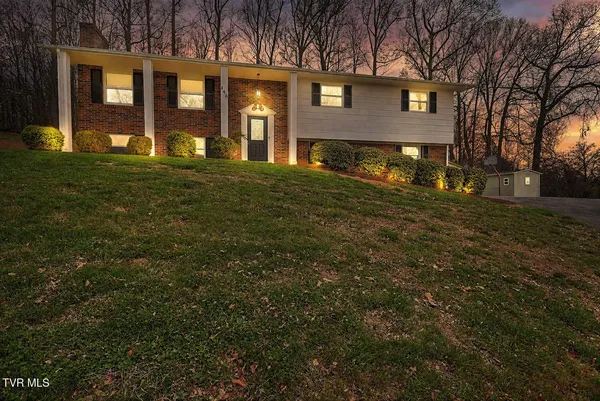 $359,900 | 148 Whitehills Road, Kingsport, TN 37660