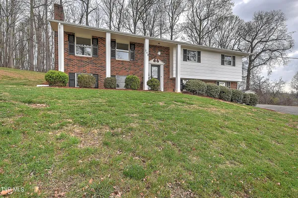 $359,900 | 148 Whitehills Road, Kingsport, TN 37660