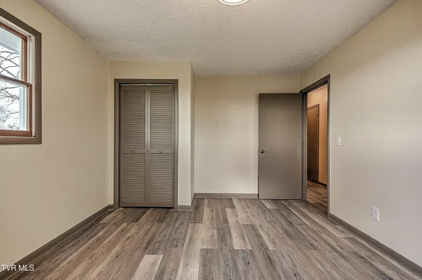 $359,900 | 148 Whitehills Road, Kingsport, TN 37660