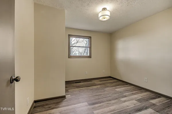 $359,900 | 148 Whitehills Road, Kingsport, TN 37660