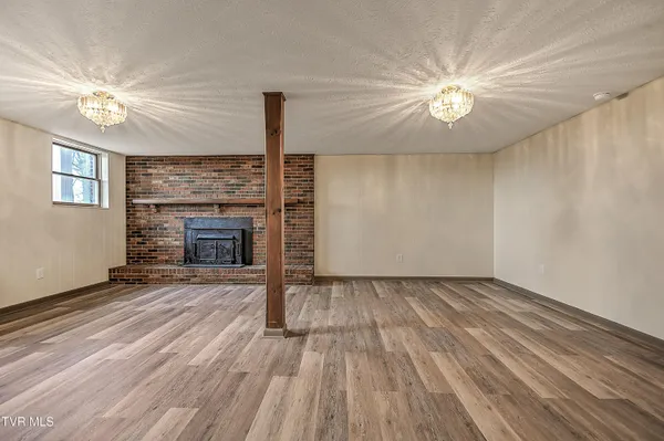 $359,900 | 148 Whitehills Road, Kingsport, TN 37660