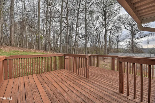 $359,900 | 148 Whitehills Road, Kingsport, TN 37660