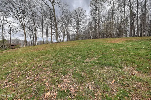 $359,900 | 148 Whitehills Road, Kingsport, TN 37660