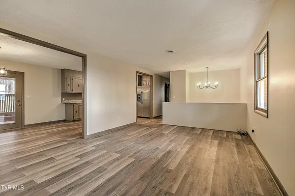 $359,900 | 148 Whitehills Road, Kingsport, TN 37660