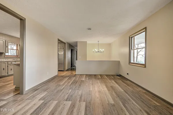 $359,900 | 148 Whitehills Road, Kingsport, TN 37660