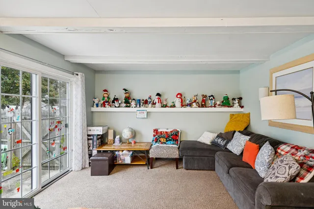 $405,000 | 323 Westminster Boulevard, Blackwood, NJ 08012