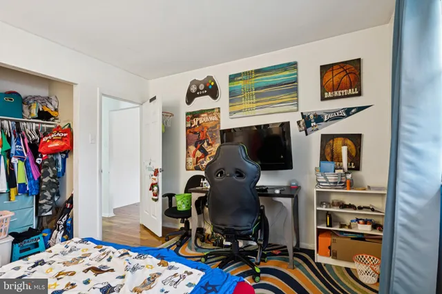 $405,000 | 323 Westminster Boulevard, Blackwood, NJ 08012